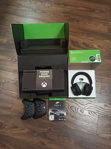 Xbox Series X 1TB | 1 mäng | Headset | 2 Pulti (1 foto / 2)