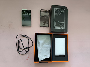 Hiby R4 audiophile DAP music player (2 foto / 3)