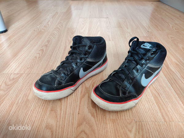 Кроссовки Nike 38 (фото #2)