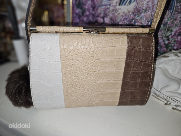 Uus Guess Womens Leather Rhoda Shoulder Handbag. (foto #6)