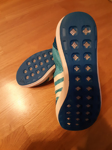Кроссовки adidas (8 фото из 10)