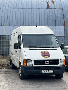 Volkswagen LT 2.5 66kW (2 foto / 4)