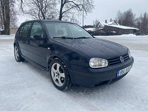 Volkswagen Golf 1.6 74kW (1 foto / 5)
