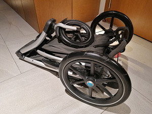 Thule Urban Glide 2, Black (2 фото из 3)