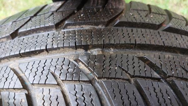 Tyres + alloy wheels 195/65 R15, suitable for 195/60 R15 car (foto #3)