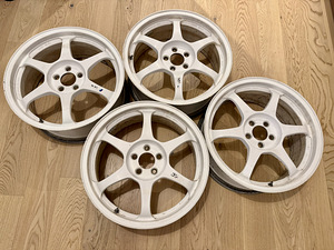 Белые диски SSR Type C 17x7.5 (1 фото из 7)