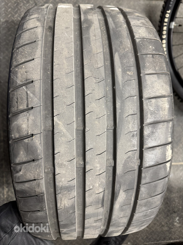 Bridgestone S001 RFT XL 22535R19 88Y RUNFLAT