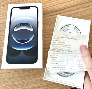 iPhone 16e 128GB black (1 foto / 1)