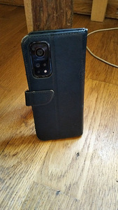 Xiaomi Mi 10T Pro 5G (8+3/128 GB), 108 MP + Klapiga ümbris (1 foto / 3)