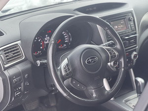 Subaru Forester 2.0 110kw (5 foto / 9)