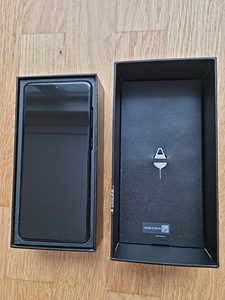 Samsung Galaxy S20+ 5G (4 фото из 4)