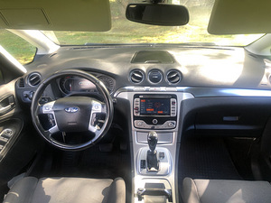 Ford s-max (5 фото из 9)