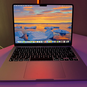 MacBook Air 13" Apple M2 256GB (1 foto / 3)