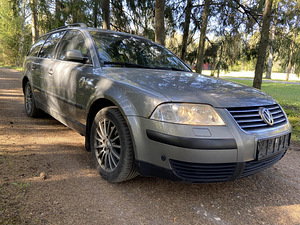 Запчасти для Passat (2 фото из 8)