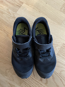 Nike tossud suurus 31,5 (2 foto / 3)