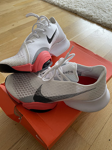 Nike tossud nr.43 (2 foto / 3)