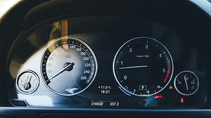 BMW 530d Shadow-line Xdrive (8 foto / 10)