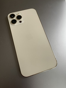 iPhone 12 Pro Max 128GB Gold (1 foto / 4)
