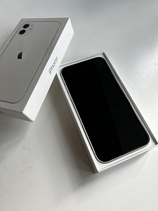 iPhone 11 64GB Whitw (2 foto / 4)