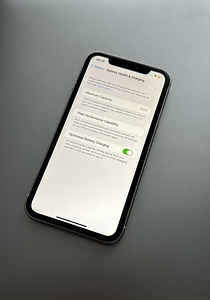iPhone 11 64GB White (4 foto / 4)