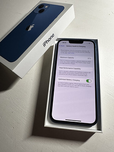 iPhone 13 128 Гб синий (3 фото из 4)