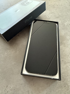 iPhone 13 Pro 256GB Alpine Green (1 foto / 4)