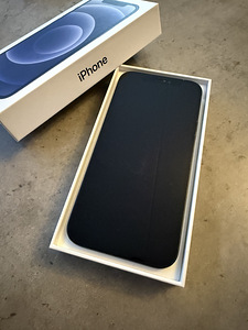 iPhone 12 Black 64GB (2 foto / 4)