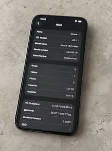 iPhone 13 Pro Max 1TB Graphite (3 foto / 4)