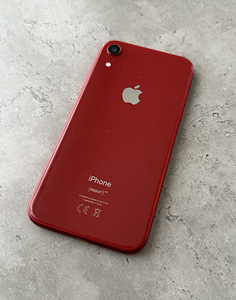 iPhone XR 64GB Product Red (1 foto / 4)