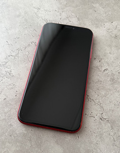 iPhone XR 64GB Product Red (2 foto / 4)