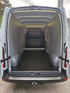 Transporditeenused, kaubik 13m³ (1 foto / 2)