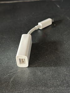 Apple Thunderbolt to FireWire adapter – ideaalne Macile (1 foto / 4)