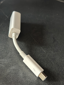 Apple Thunderbolt to FireWire adapter – ideaalne Macile (2 foto / 4)