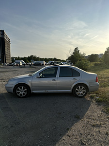 Бора VR6 2.8 4MOTION (5 фото из 13)