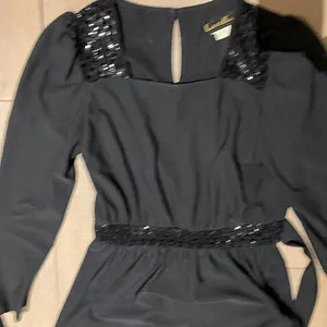 Väga korralik,kena uueväärne, Vintage Soome kleit (3 foto / 3)