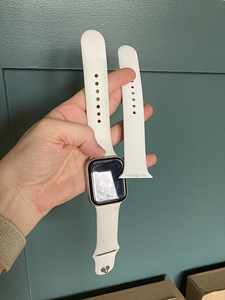 IWatch SE 44mm (7 foto / 9)