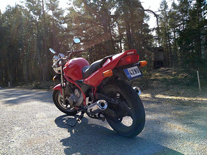 YAMAHA XJ 600NH (6 foto / 6)