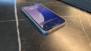 iPhone 13 valge, 256gb (2 foto / 2)