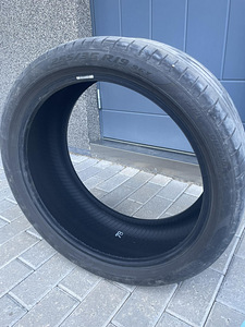 Pirelli PZero Runflat 255/35/19 suverehvid (3 foto / 3)