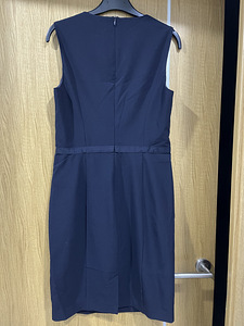 Kleit ARMANI JEANS (2 foto / 2)