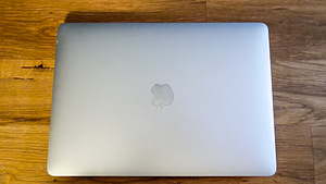 MacBook Pro 13 2016 Intel Core i5 (2 фото из 5)