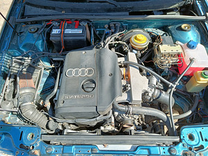 Audi 80 B4 1.8T Quattro (11 foto / 15)