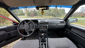 Продается Volvo 740 (9 фото из 15)