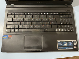 Asus X54H (2 foto / 3)
