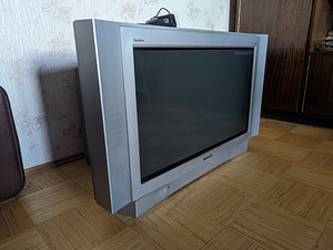 Teler Panasonic TX-32PS11F (1 foto / 5)