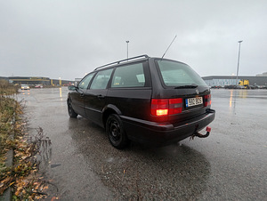 Volkswagen Passat B4 2.0 (5 foto / 7)