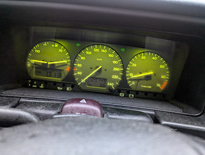 Volkswagen Passat B4 2.0 (7 foto / 7)