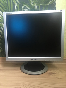 Monitor Samsung Synkmaster913N