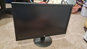 Monitor HP FullHD V241a (1 foto / 3)