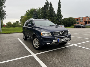 Volvo XC 90 (2 foto / 8)